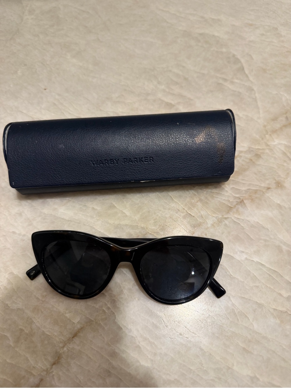 Warby Parker Black Cat-Eye Sunglasses with Navy Case